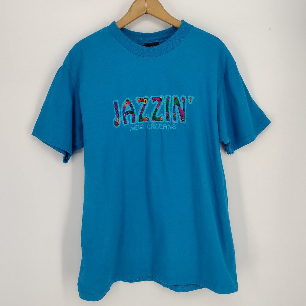 Vintage 90s Jazzin' New Orleans Embroidered Blue Pink Multicolored T-Shirt